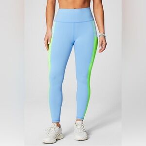 NWT 🏷️ Fabletics On-The-Go High Waited Legging